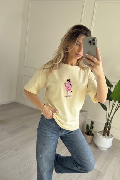 The Champ Clothing Women's Oversize T-Shirt Pink Kitty Club Printed Yellow – ...