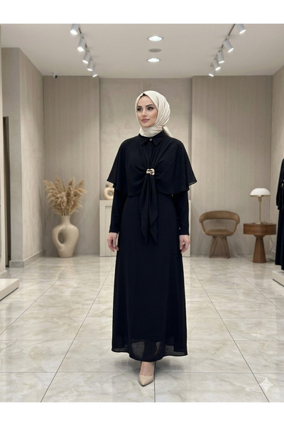 Sevitli Brooch Detailed Cape Hijab Dress-Black