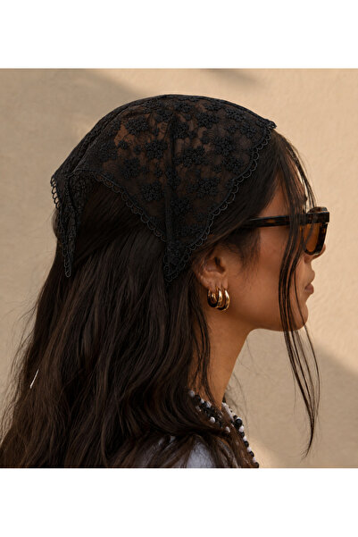 Venus Design Lace Bandana