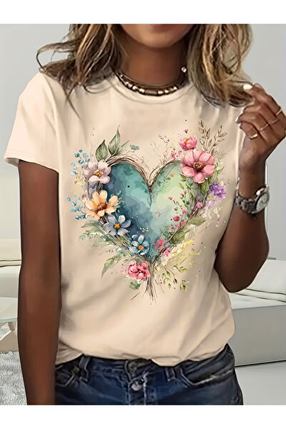 mercoledi Women's Heart Printed Crew Neck Regular Fit T-Shirt
