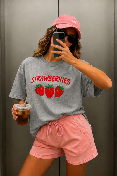 ArtYus Strawberries Strawberry Printed Unisex Oversize T-Shirt – Cotton Crew ...
