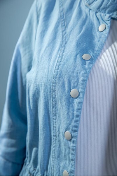 Roxxlen Plus Size Waist-Tie Denim Shirt Blue