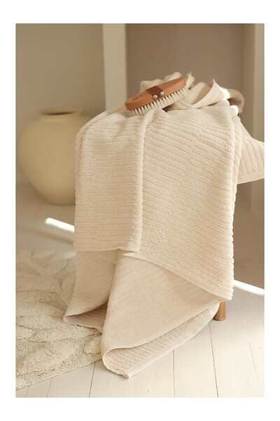 LC Waikiki Nevavm Farkıyla Earth Bath Towel 70X140 cm Beige