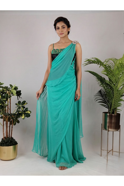 ASIAN Najma Dress Star Evening Gown in Chiffon Fabric with Luxurious Embroide...