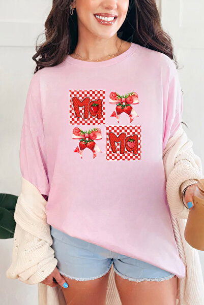 Sarah's Boutique Women's T-shirt – 100% cotton – Strawberry Mama
