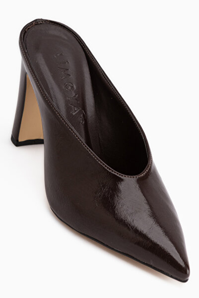 Limoya Betti Brown Closed-Front Pointed-Toe Women's Heeled Slippers