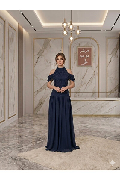 NAWAEIM Off-Shoulder Evening Gown with Luxurious Embroidery