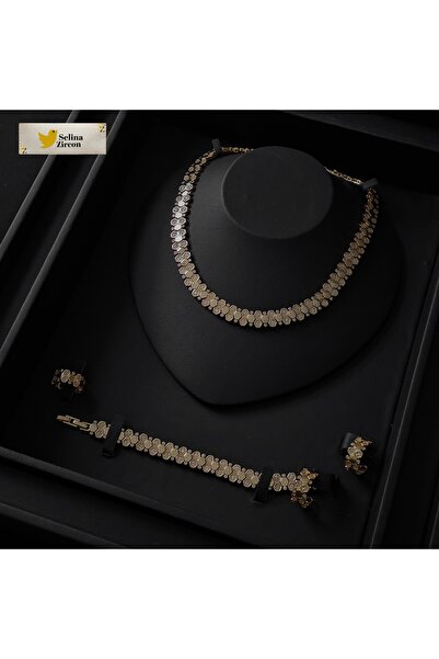 jewelrystore طقم أكسسوارات بدقه الالماس مع العلبه