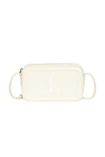 Calvin Klein Jeans BOLD CK CAMERA BAG KADIN ÇAPRAZ OMUZ ÇANTASI BEYAZ