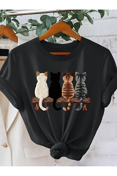 one button Kadınlar İçin Yan Yana Oturan Kedi Baskılı Premium Oversize T-shirt