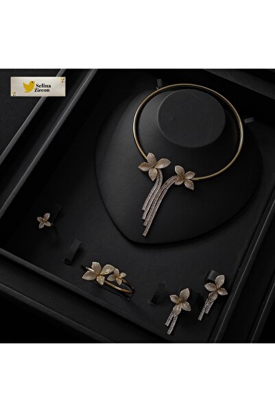 jewelrystore طقم اكسسوارات بدقه الالماس مع العلبه
