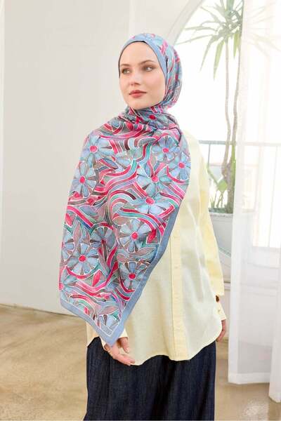 Silk Home Urban Hours Bohemian Daisy Blue Lilac Mayda Shawl
