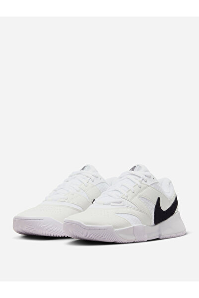 Nike أحذية كورت لايت 4