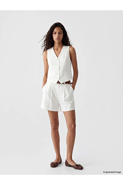 LC Waikiki White Regular Fit Women's Pleated Shorts with Waist Belt