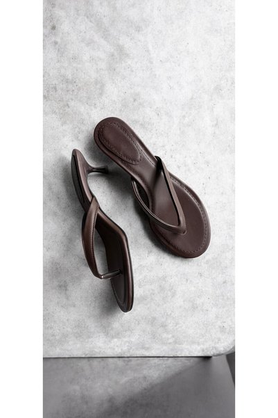 runa shoes Flip-Flops with Heels