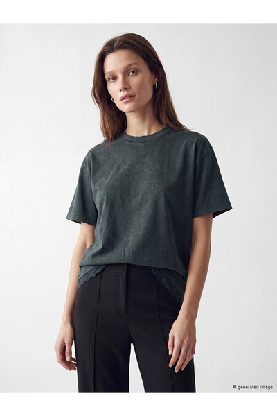 LC Waikiki تي شيرت نسائي من LCW Modest Anthracite مصنوع من القطن بنسبة 100%