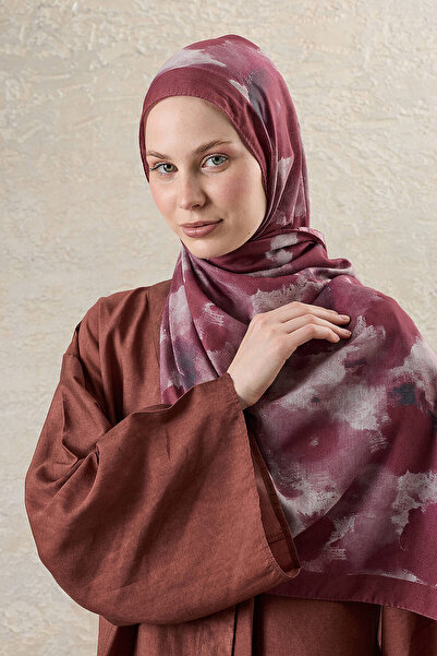 SilkTouch Burgundy Foggy Garden Patterned Double-Sided Organic Shawl