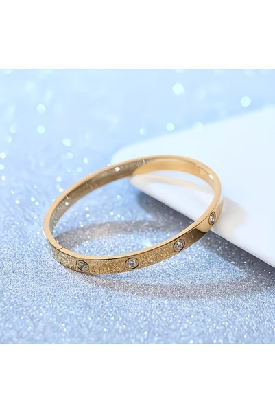Aylin The Elegance An elegant and versatile bracelet with a timeless design, making it a perfect gift choice and daily wear.
