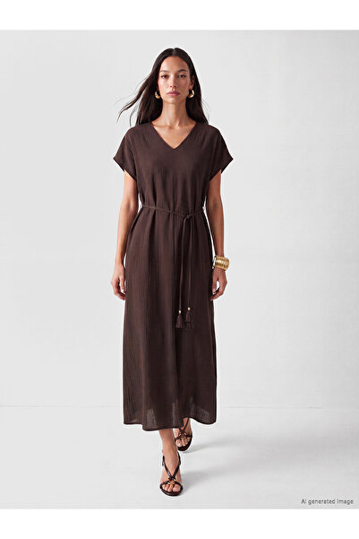 LC Waikiki Nevavm V-Neck Belted A-Line Textured Dress with a Difference