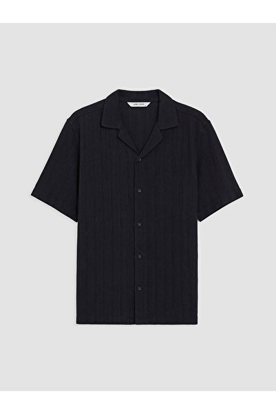 LC Waikiki قميص رجالي من NEVAVM بتصميم Regular Fit Armoudule