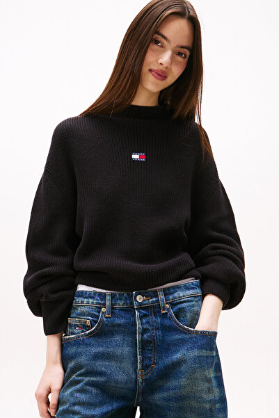 Tommy Jeans Dik Yaka Standart Nakışlı Siyah Kazak Kadın DW0DW21676BDS