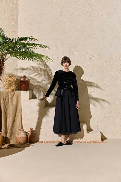 Aker Black Lace Detailed Dress