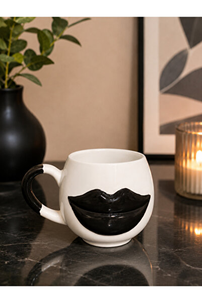 Kotium Ceramics Black Lip 3D Special Embossed Fully Handmade Ceramic Mug