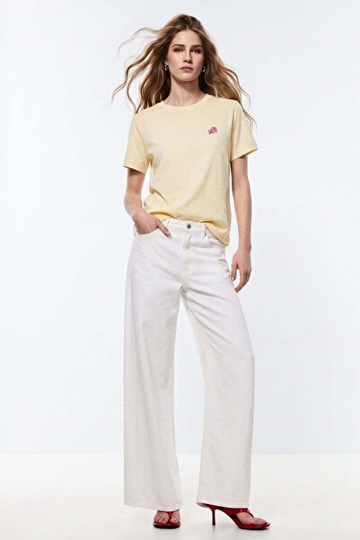 Shopping Shop Embroidered T-Shirt Yellow