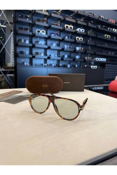 Bubbleatelier Green Glass Detailed Bone Sunglasses