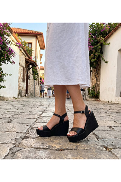 bitangosu Black Stylish Wedge Heeled Shoes