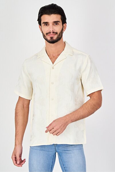 Plenum Studio Men Relaxed Fit Floral Pattern Short Sleeve Casual Shirt, Cream