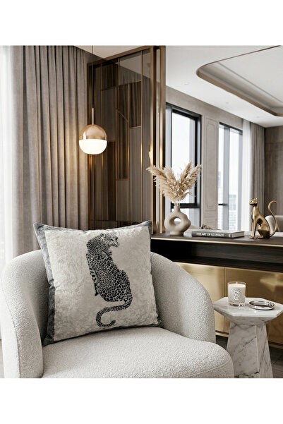 Brillant Ekru-Gri Renk Aslan Desenli Kadife Kumaş Kırlent Kılıfı 45x45
