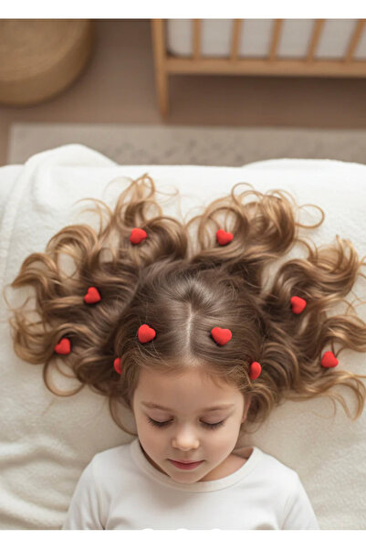 chipiques 2-Piece Velvet Mini Heart-Shaped Hair Earrings