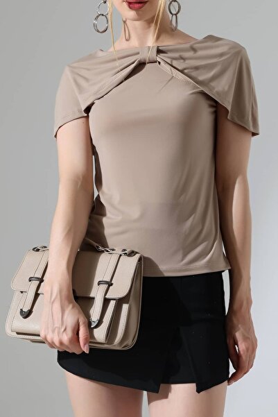 Sabr Women's Sandy Cape Detailed Short Sleeve Blouse