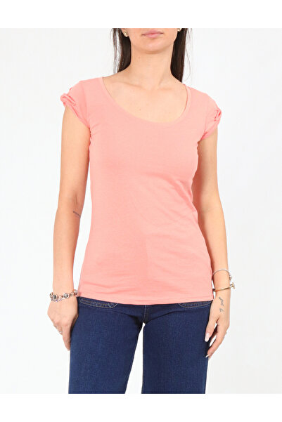 Evendi Tricou, Roz