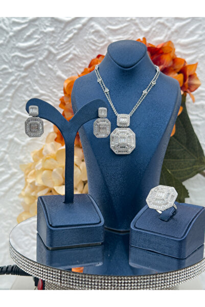 Livora Jewelry 925 Ayar Gümüş Pırlanta Montür Gösterişli Baget Kesim 3'lü Kad...