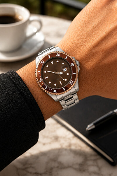 laria jewelry Brown Dial Sports Men's Wristwatch