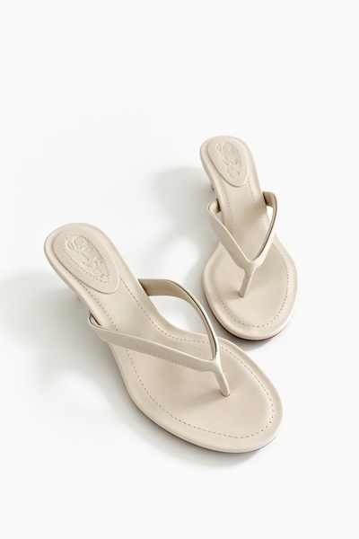 Shoebutik Γυναικείες παντόφλες Livy Beige με στρογγυλή μύτη