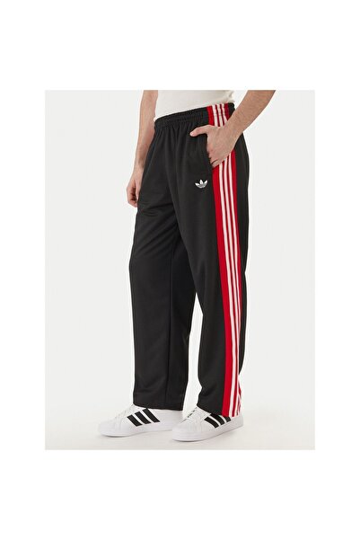 adidas Pantaloni de trening bărbați KE0117 Negru