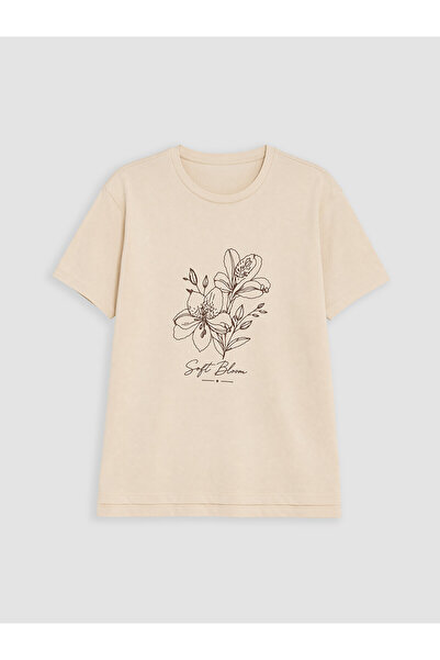 LC Waikiki Trendlucky Women's 100% Cotton T-Shirt with a Difference Print