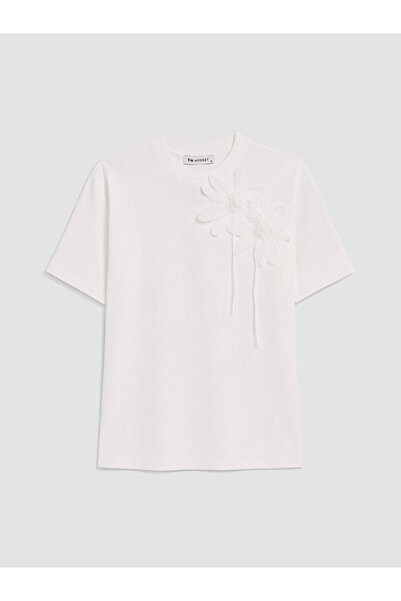 LC Waikiki Lcw Modest White Crew Neck Women's T-Shirt with Appliqué Detail