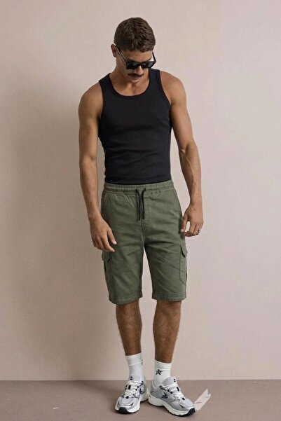 comstar Men's Stitched Detail Jogger Cargo Pocket Khaki Capri Shorts