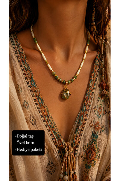 HER ŞEY NOTA www.herseynota.com Natural Stone Jade Stone and White Bead Detai...