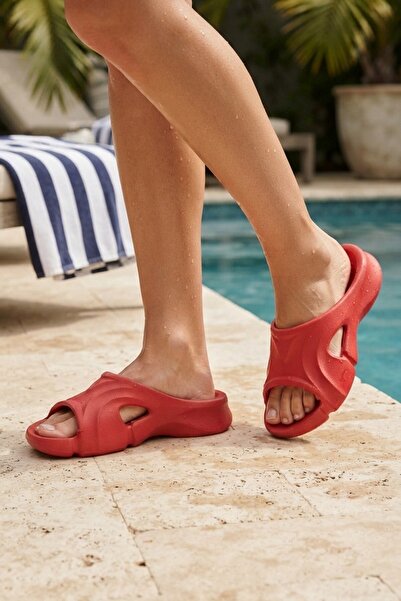Generic Brand Red Daily Balcony Garden Pool Beach Slippers Women's Slippers