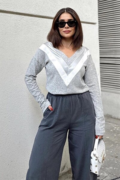 Moda4x4 Women's Clothing Gray Long Sleeve V-Neck, Leather Detailed, Color Blo...