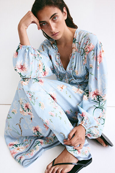 H&M Baskılı ve Bağcık Detaylı Elbise