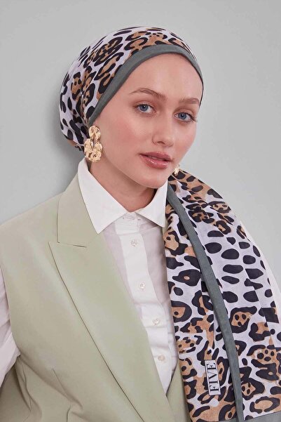 Levidor Green Leopard Pattern Silk Coton Scarf