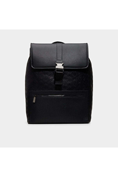 Aldo Merlos / Backpack