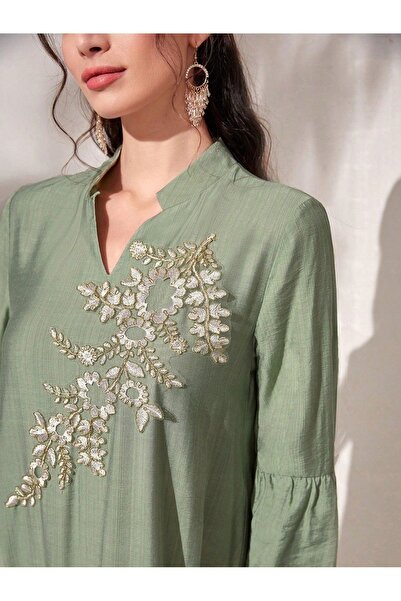 NO BRAND Rochie trapezoidală verde deschis cu broderie decorativă, mânecă 3/4...