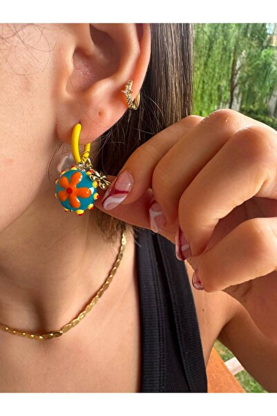 Xui Yeni Sezon Charm Detaylı Sarı Gold Çiçek Detaylı Çelik Summer Küpe/Beyaz ...